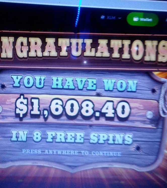 1027210022a_Burst01 (1).jpg